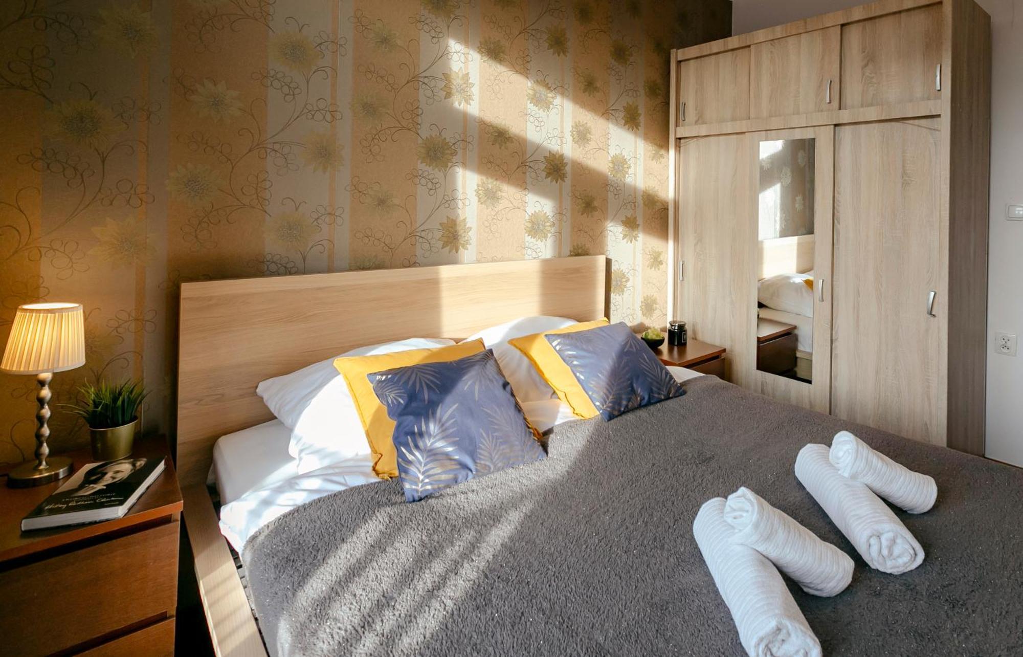 Plac Konstytucji 6 Orange - Apartament Dla 4 Osob - Bezplatny Parking - Free Parking - Piekny Widok Na Panorame Warszawy Warszawa Eksteriør bilde