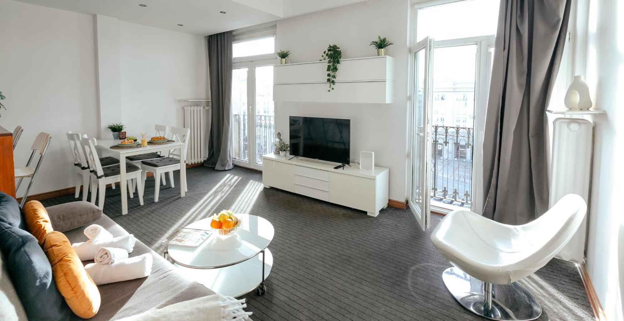 Plac Konstytucji 6 Orange - Apartament Dla 4 Osob - Bezplatny Parking - Free Parking - Piekny Widok Na Panorame Warszawy Warszawa Eksteriør bilde